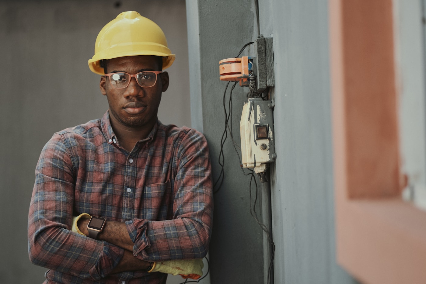 Electrician at work website demo preview